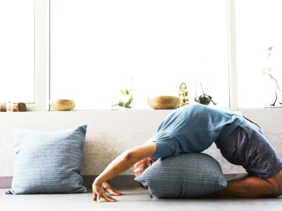 Iyengar Yoga Physiotherapie Massage